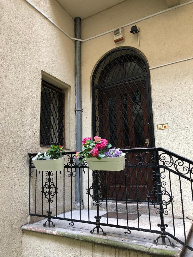 Urania Apartment Budapest Ngoại thất bức ảnh